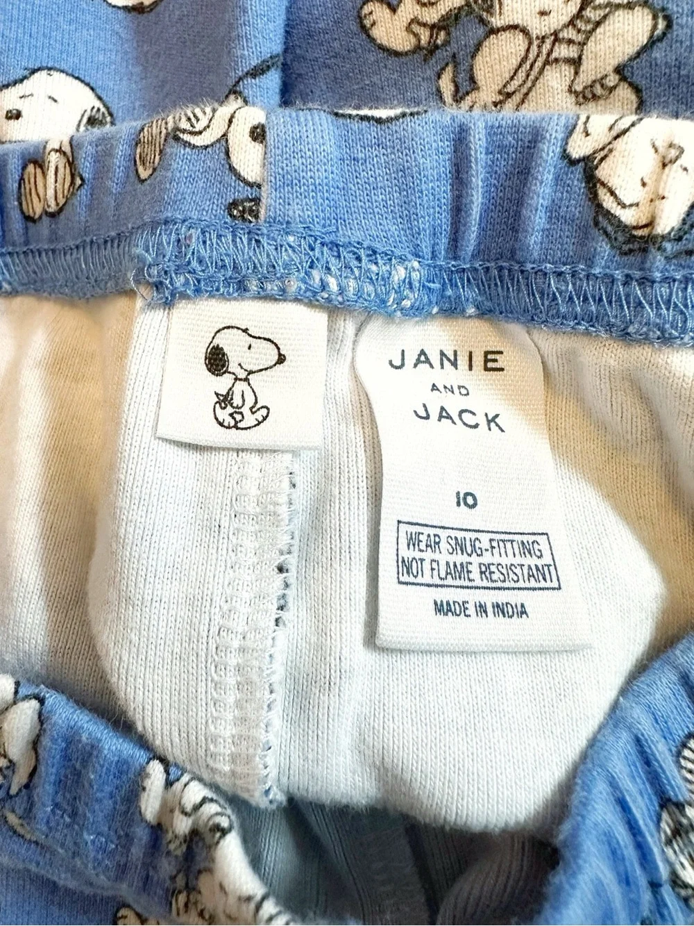 Janie & Jack | Peanuts Snoopy and Linus Pajama Set (10)